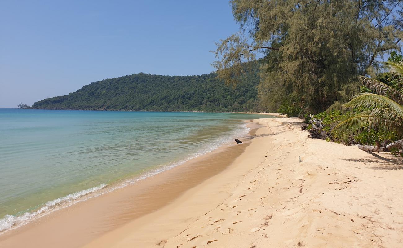 Foto af Lazy Beach med lys sand overflade