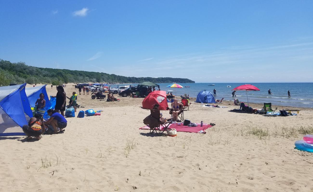 Foto af Nickel Beach med lys sand overflade