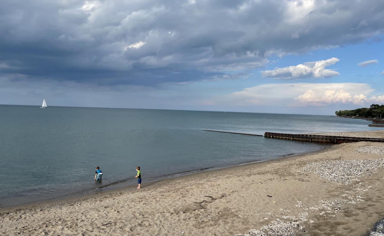 Foto af Canatara Beach med lys sand overflade