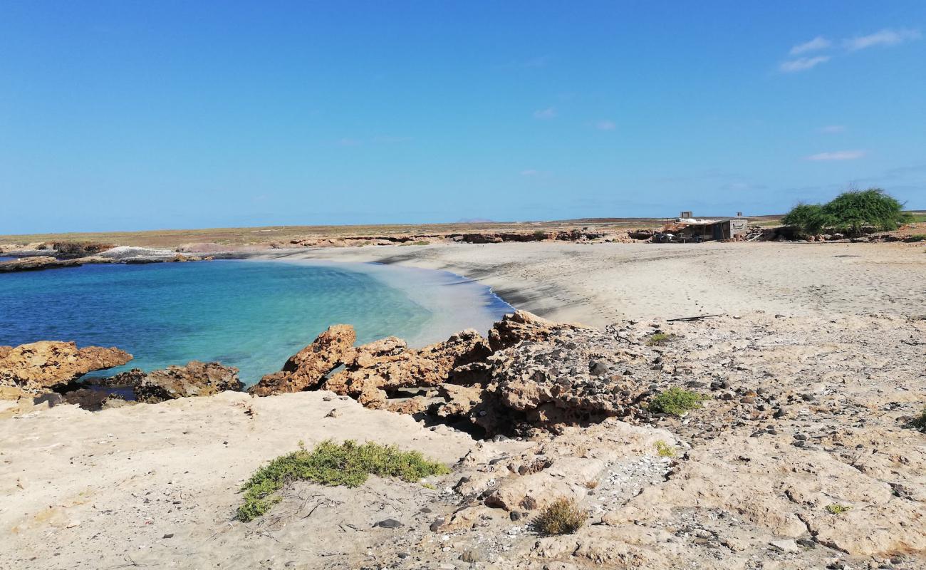 Foto af Calheta Funda Beach med lys sand overflade