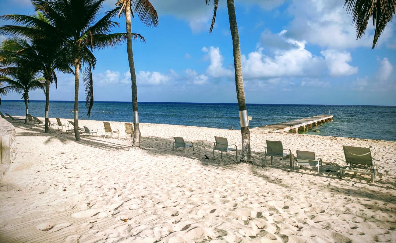 Foto af Pappagallo Strand med lys fint sand overflade