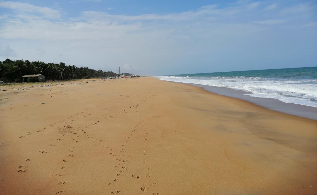 Foto af Sinnapaduwa Beach med lys sand overflade