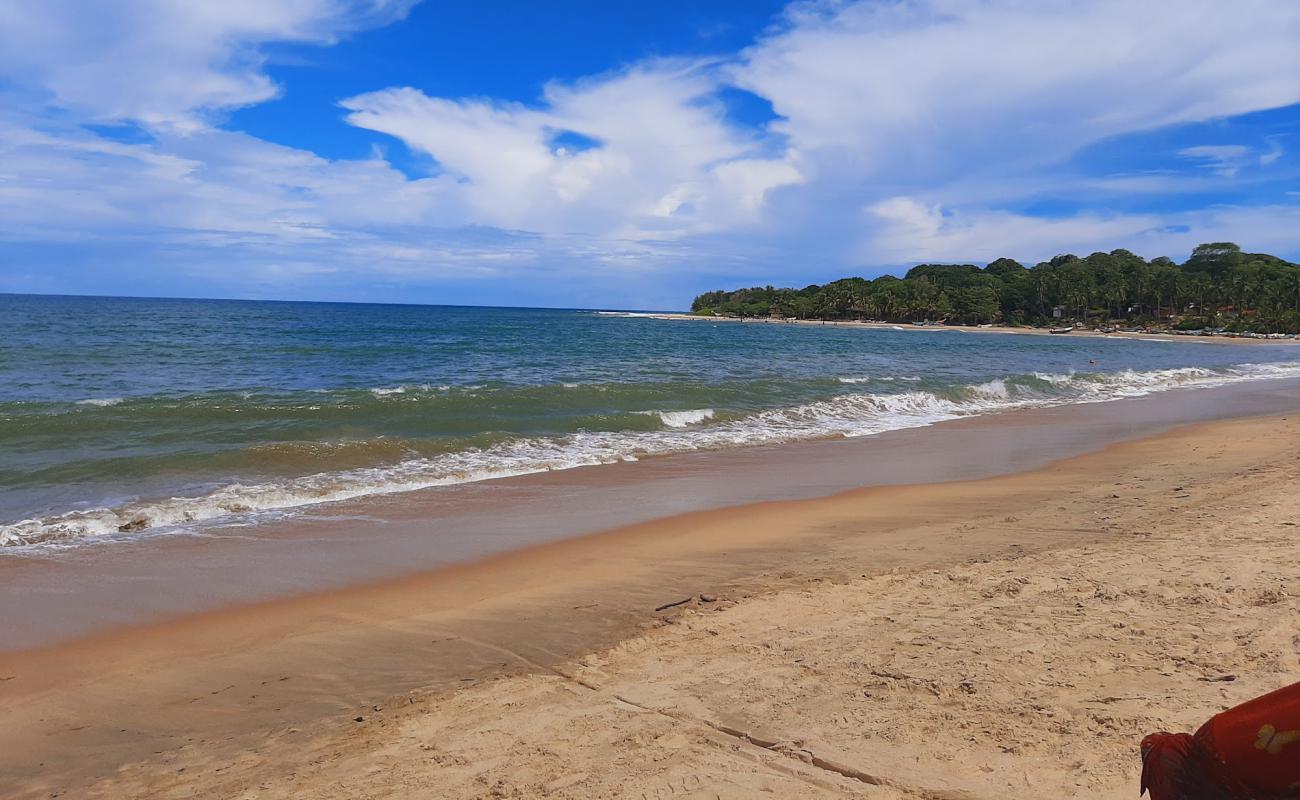 Foto af Pottuvil Beach med lys sand overflade