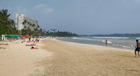 Weligama Bay Strand