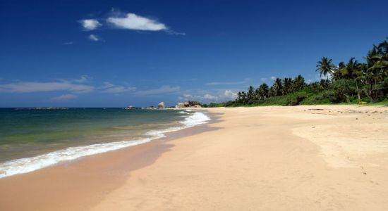 Balapitiya Beach