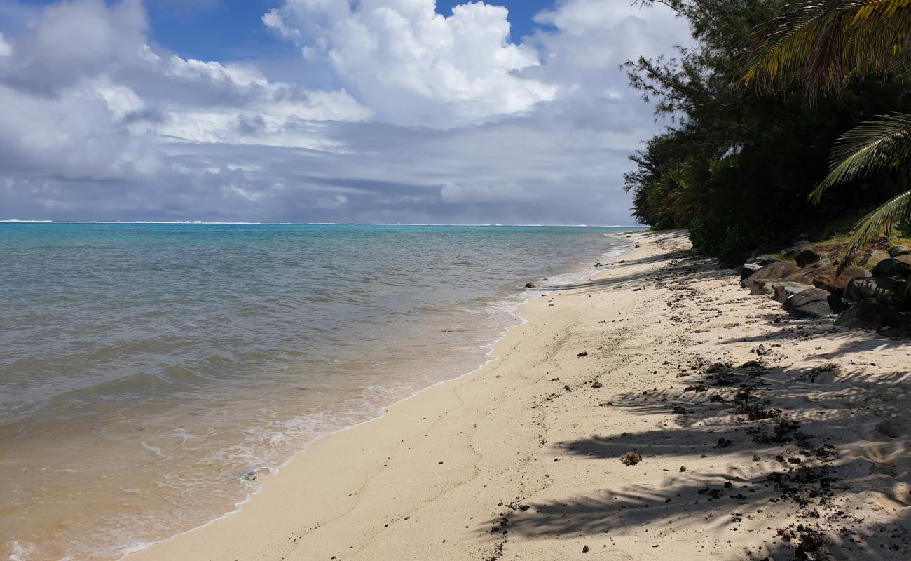 Foto af Tikioki Beach med lys sand overflade