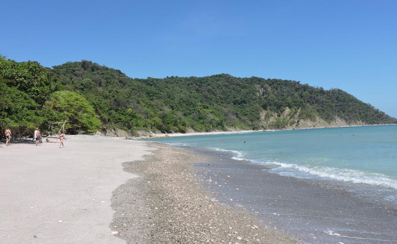 Foto af Cabo Blanco Beach med let sand og småsten overflade