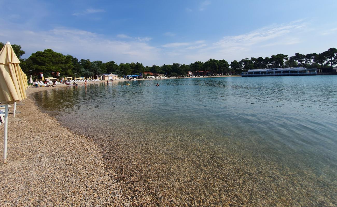 Foto af Stella Maris Plaza med let fin sten overflade