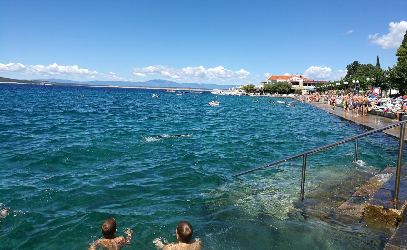 Foto af Esperanto beach med betonovertræk overflade