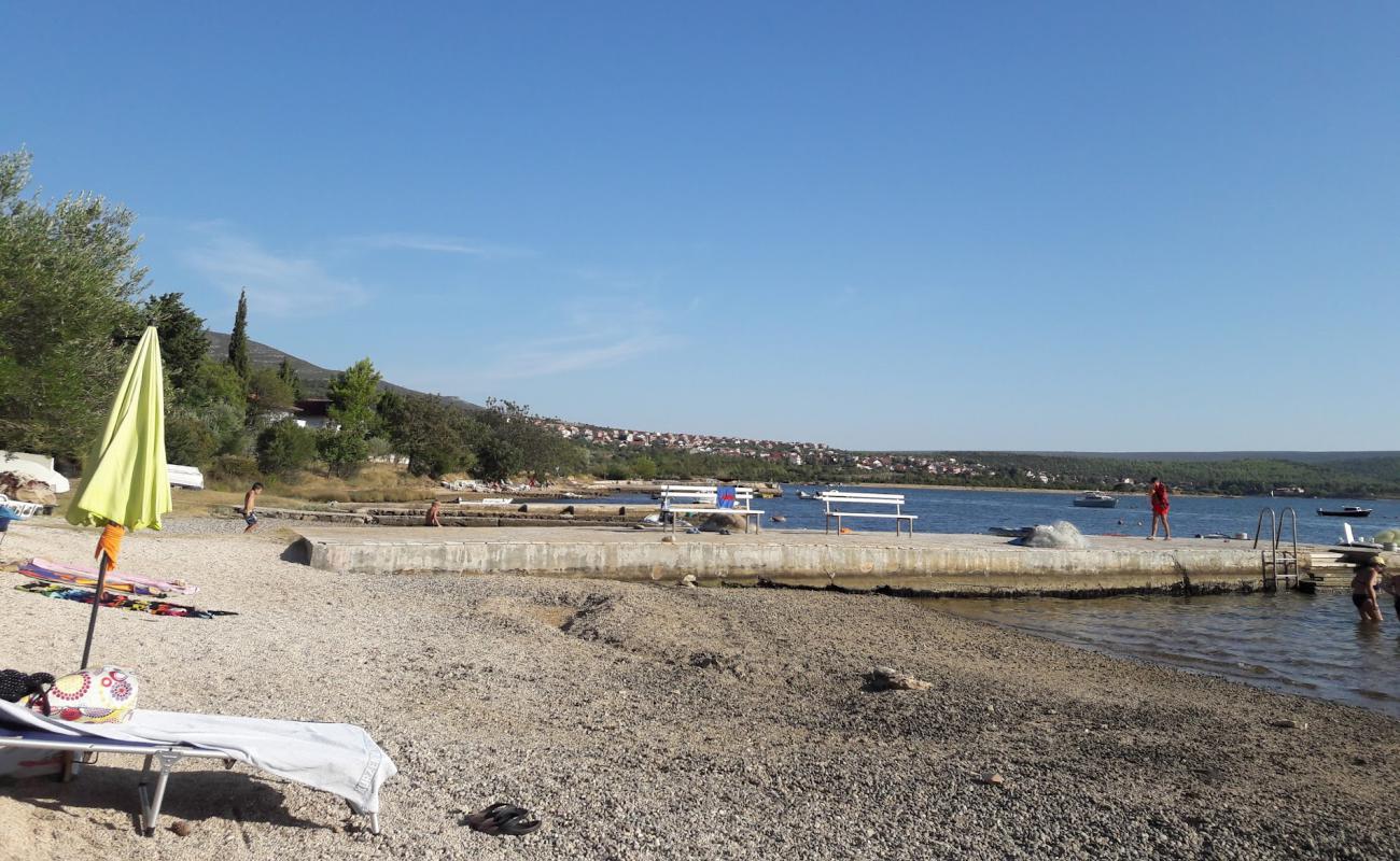 Foto af Susnjari beach II med grå sten overflade