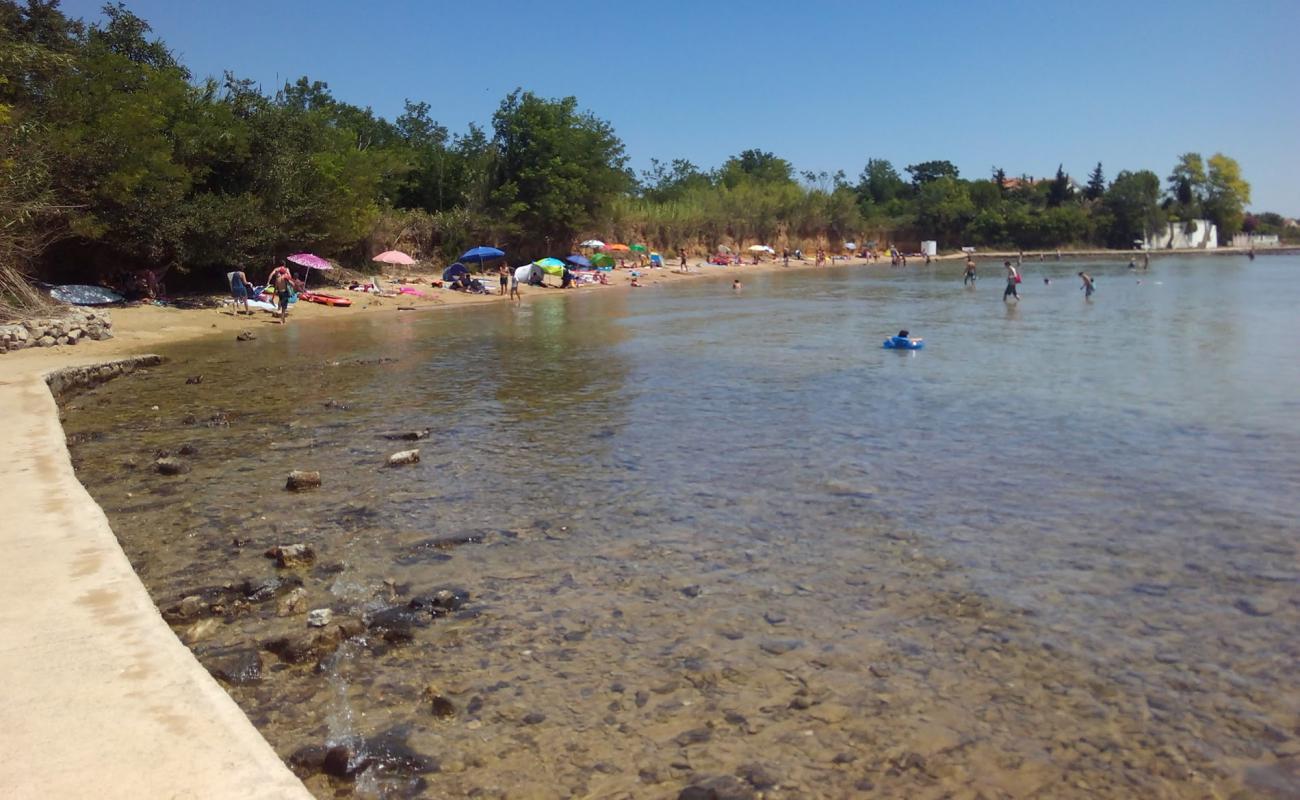 Foto af Mletak beach med lys sand overflade