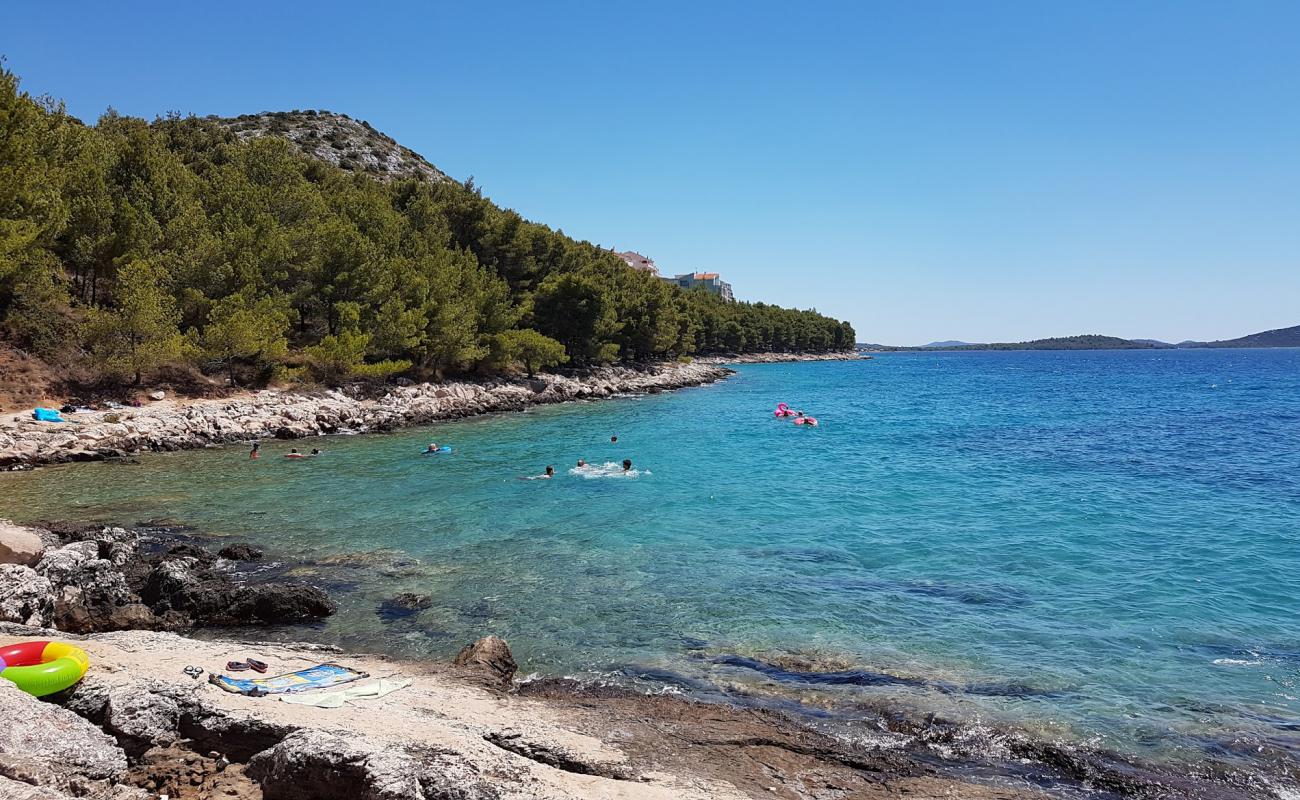 Foto af Zakanj beach med sten overflade