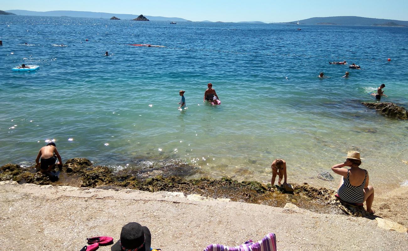 Foto af Seget Vranjica beach med let fin sten overflade