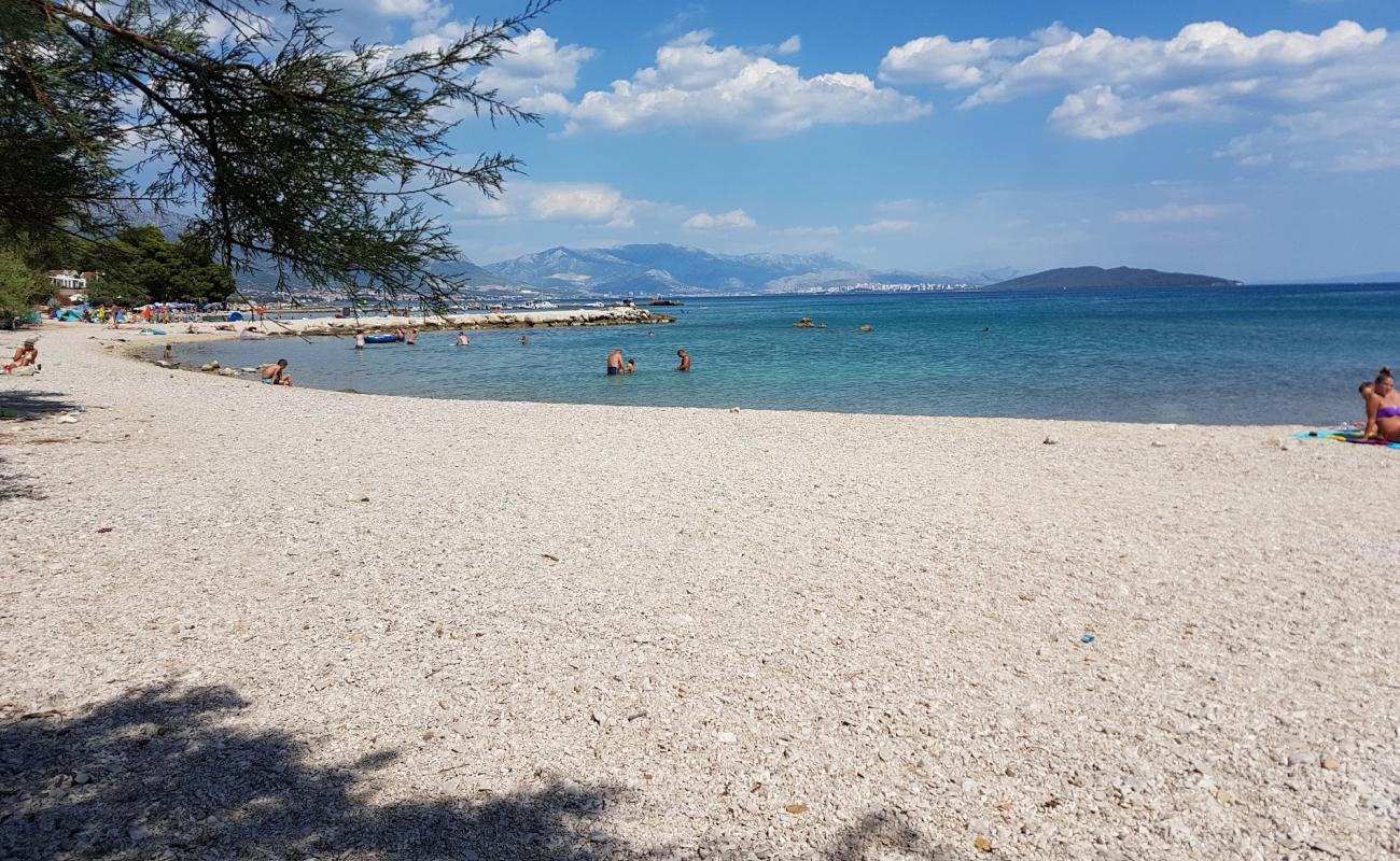 Foto af Resnik beach med let fin sten overflade