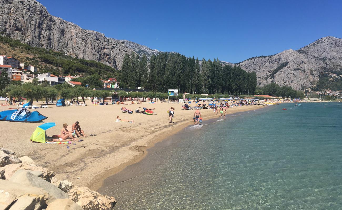 Foto af Galeb Strand med brunt sand overflade