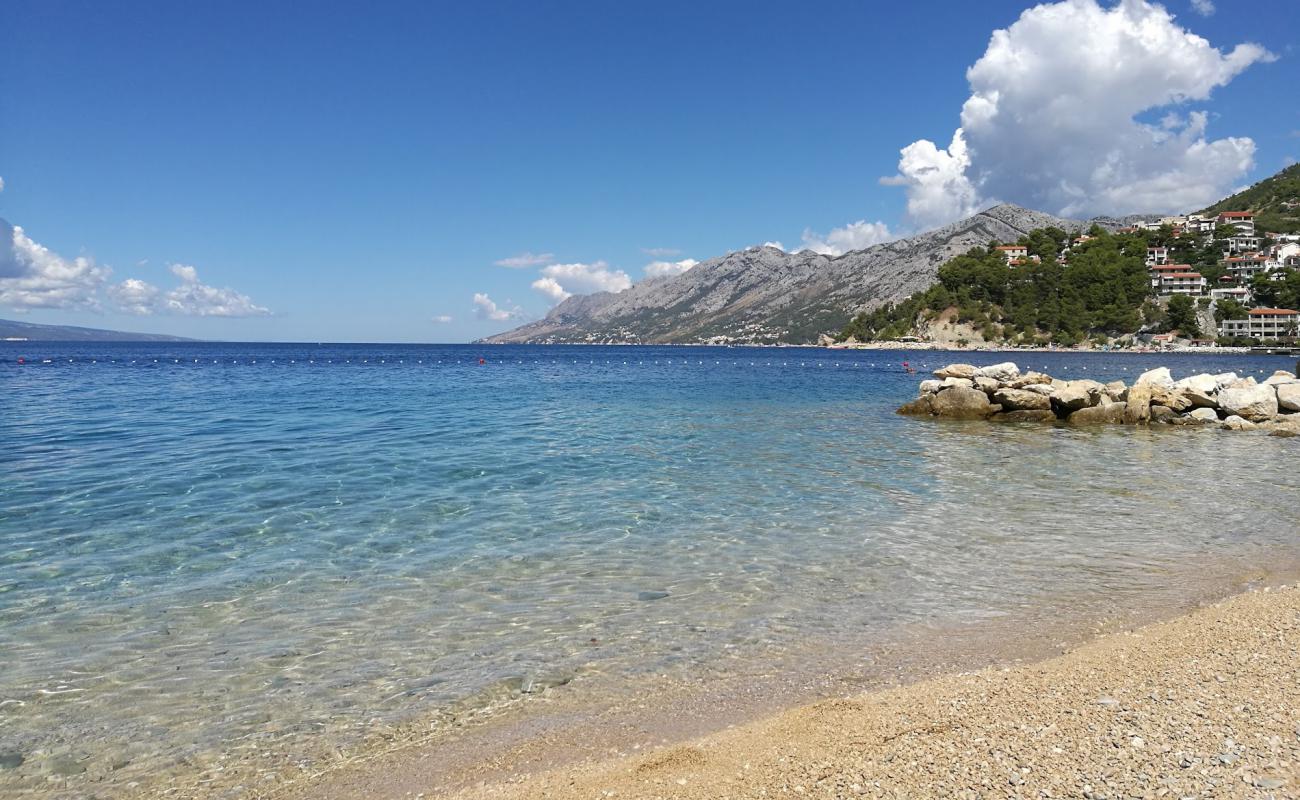 Foto af Plaza Stari Porat med let sten overflade