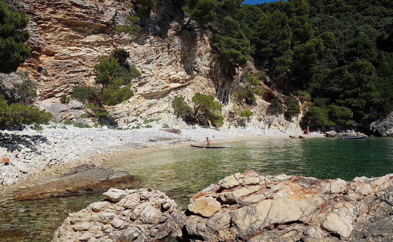 Foto af Lirica beach med let sten overflade