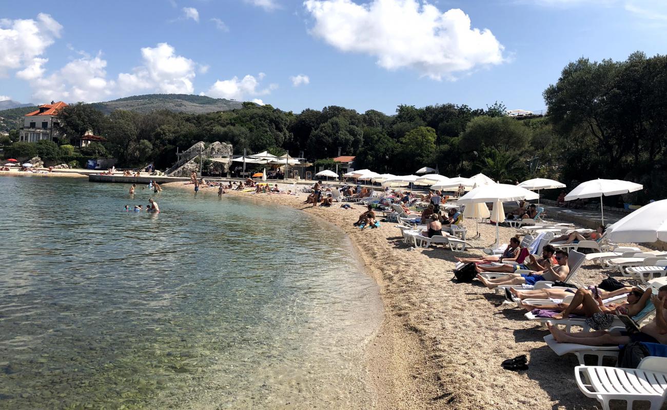 Foto af Copacabana beach med let fin sten overflade