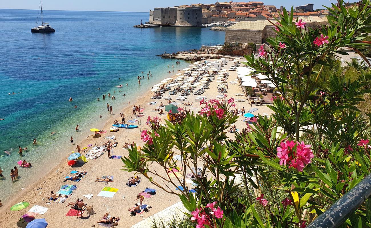 Foto af Banje beach med lys sand overflade