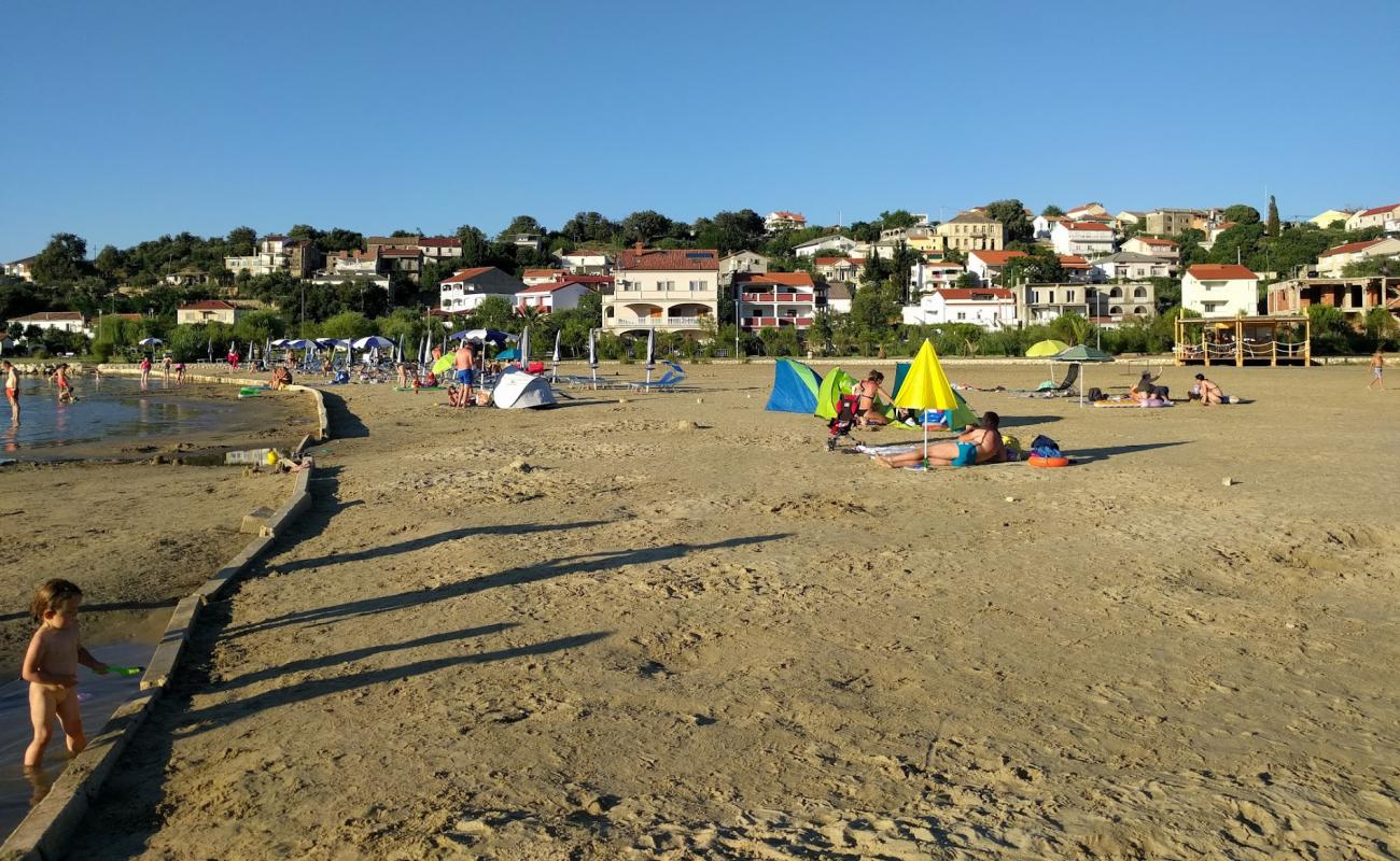 Foto af Lopar beach med lys fint sand overflade