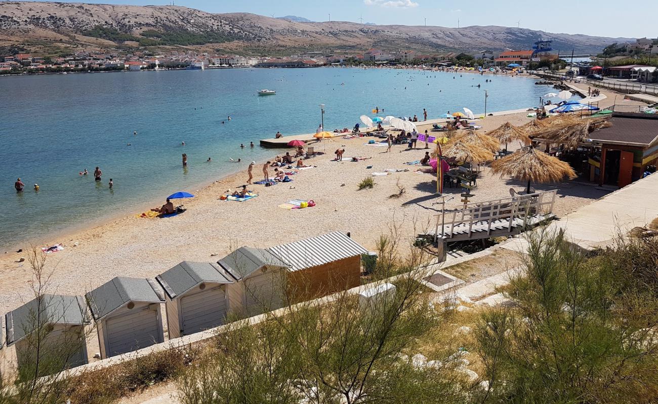 Foto af HovedStrand med let fin sten overflade