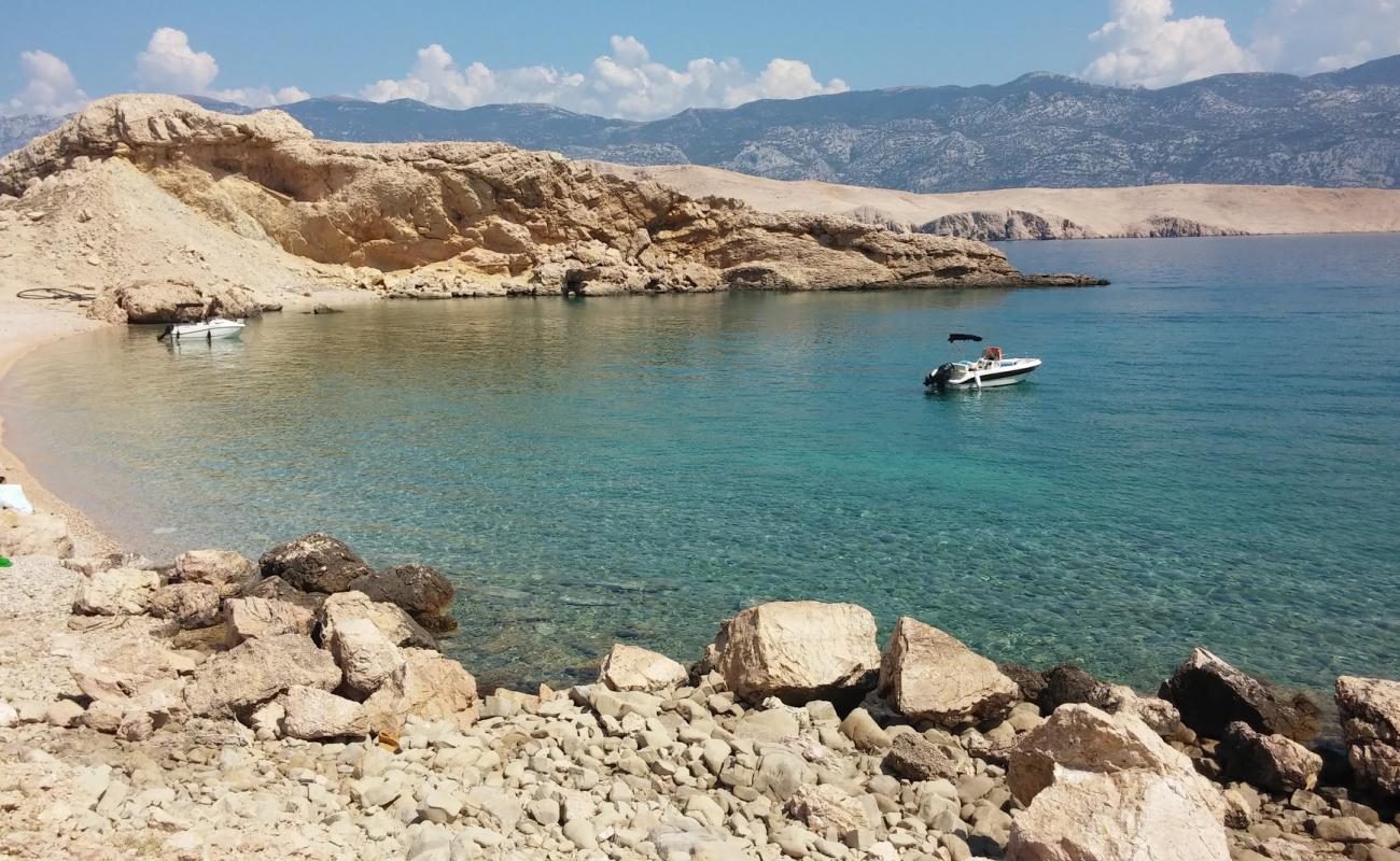 Foto af Mali Zaton II beach med let sand og småsten overflade