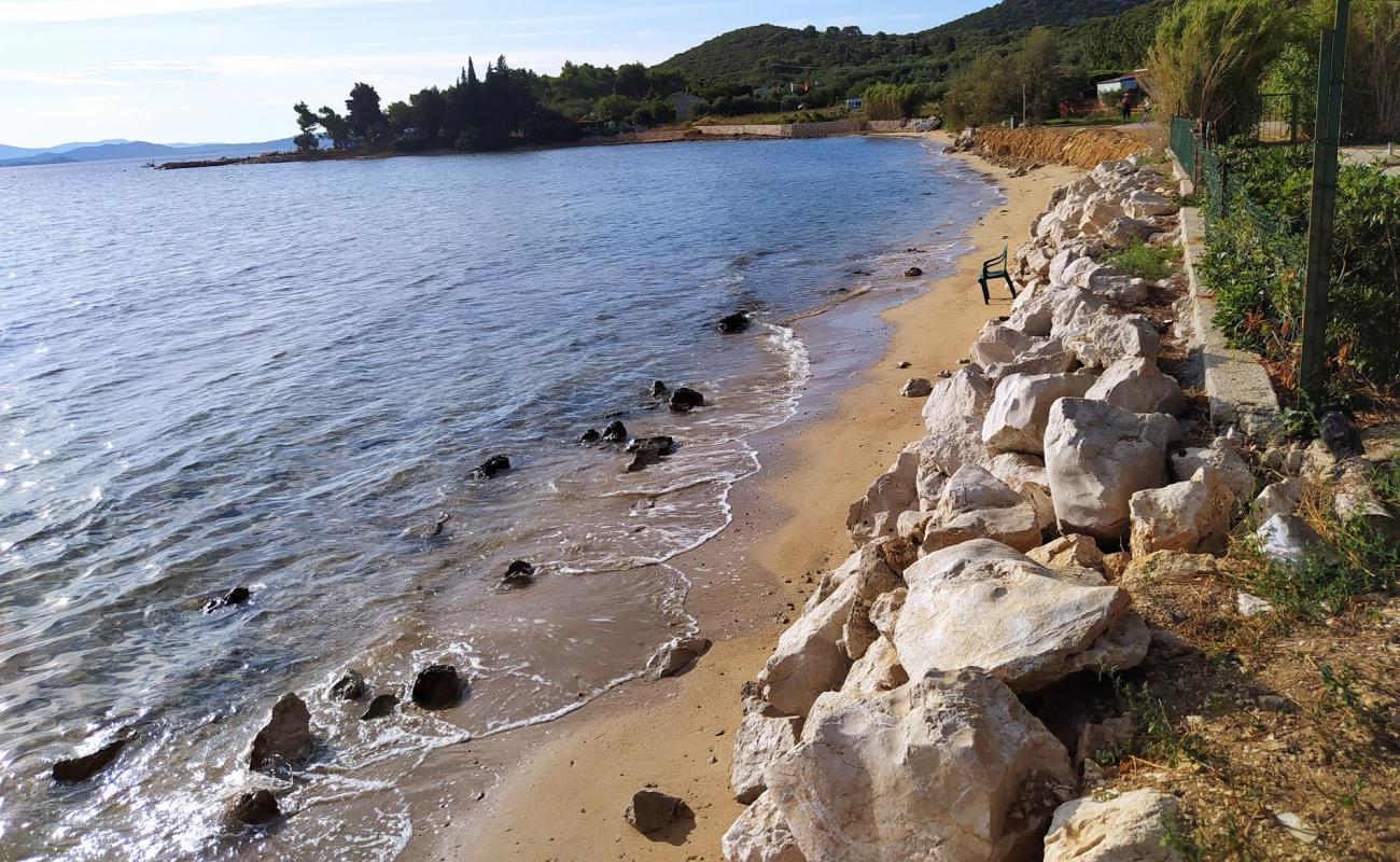 Foto af Bartovica beach med brunt sand overflade