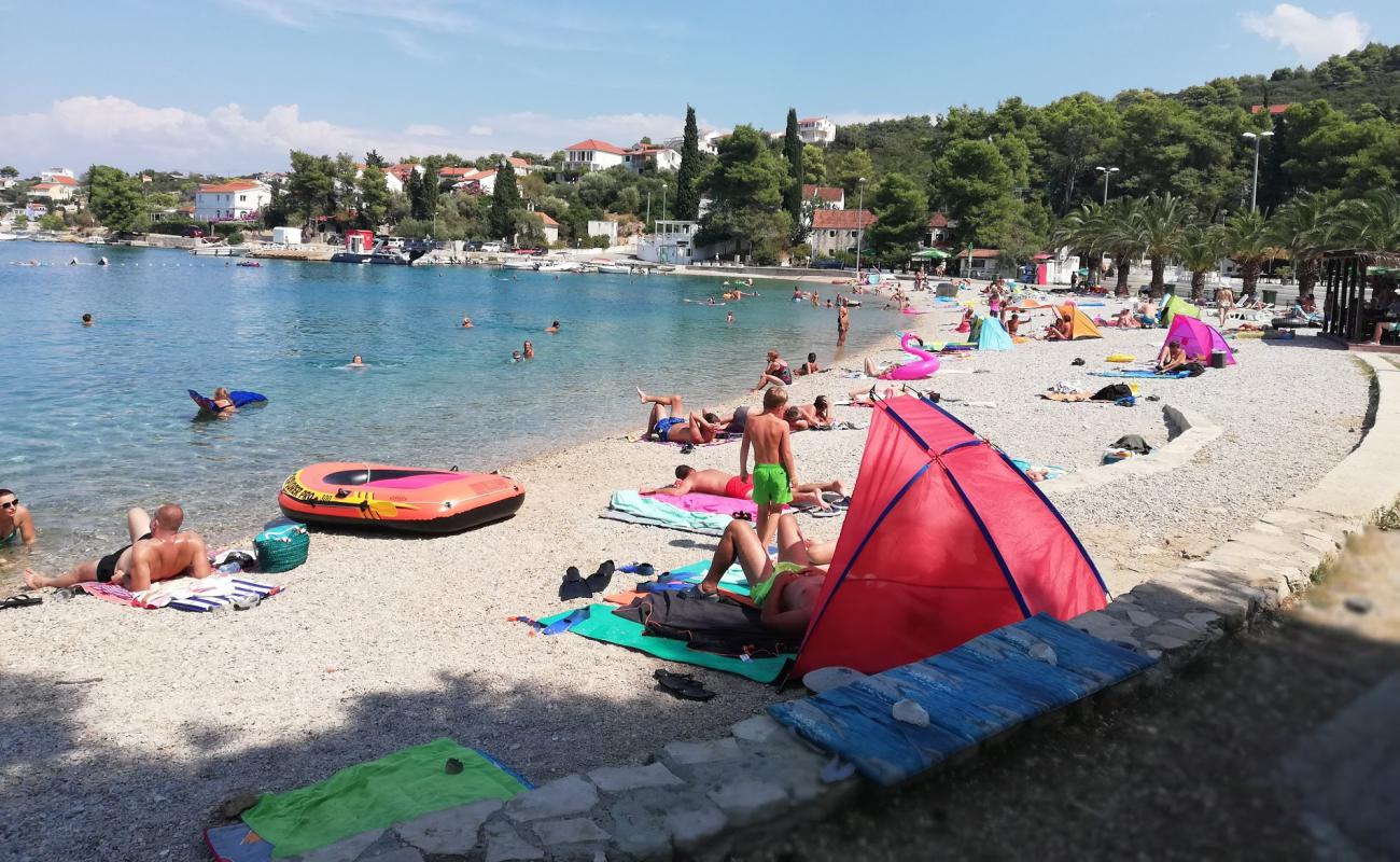 Foto af Necujam beach med let fin sten overflade