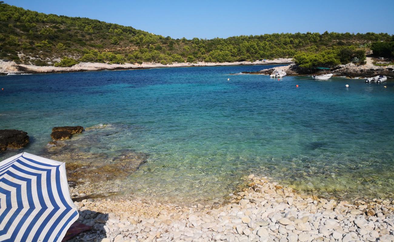 Foto af Ruda beach med hvid sten overflade