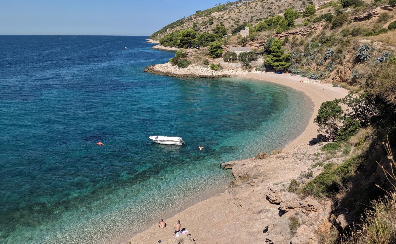 Foto af Romantic beach med let fin sten overflade