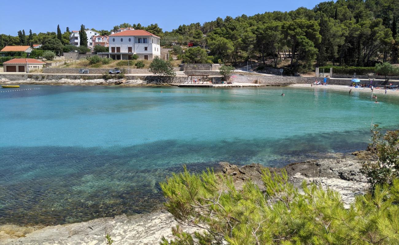 Foto af Likva beach med let sten overflade