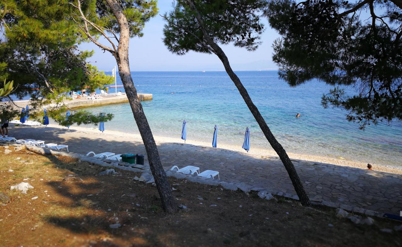 Foto af Tri Mosta II beach med let fin sten overflade