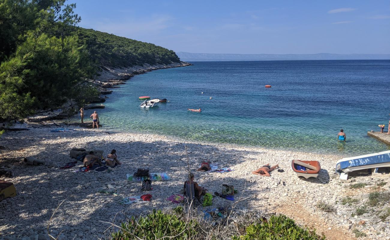 Foto af Meduza beach med hvid sten overflade