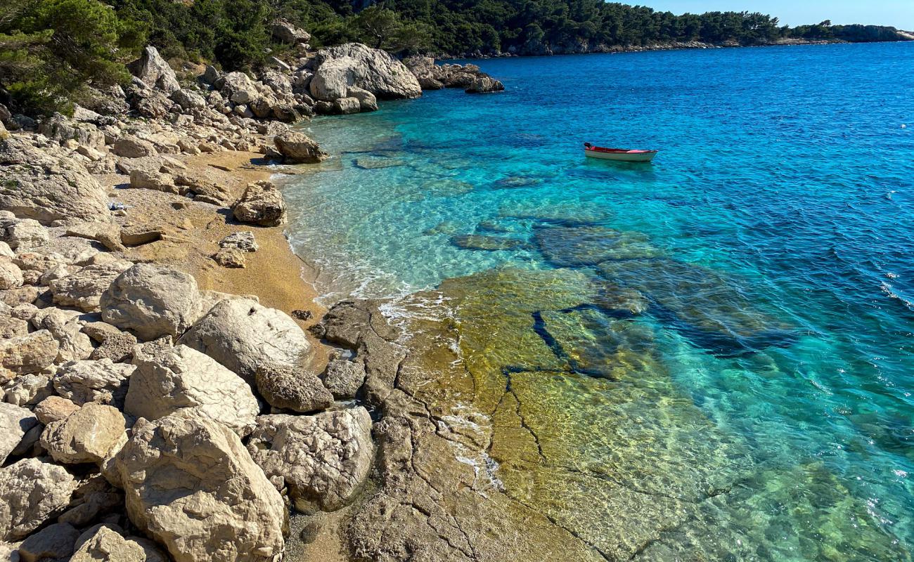 Foto af Zuljana beach med let fin sten overflade