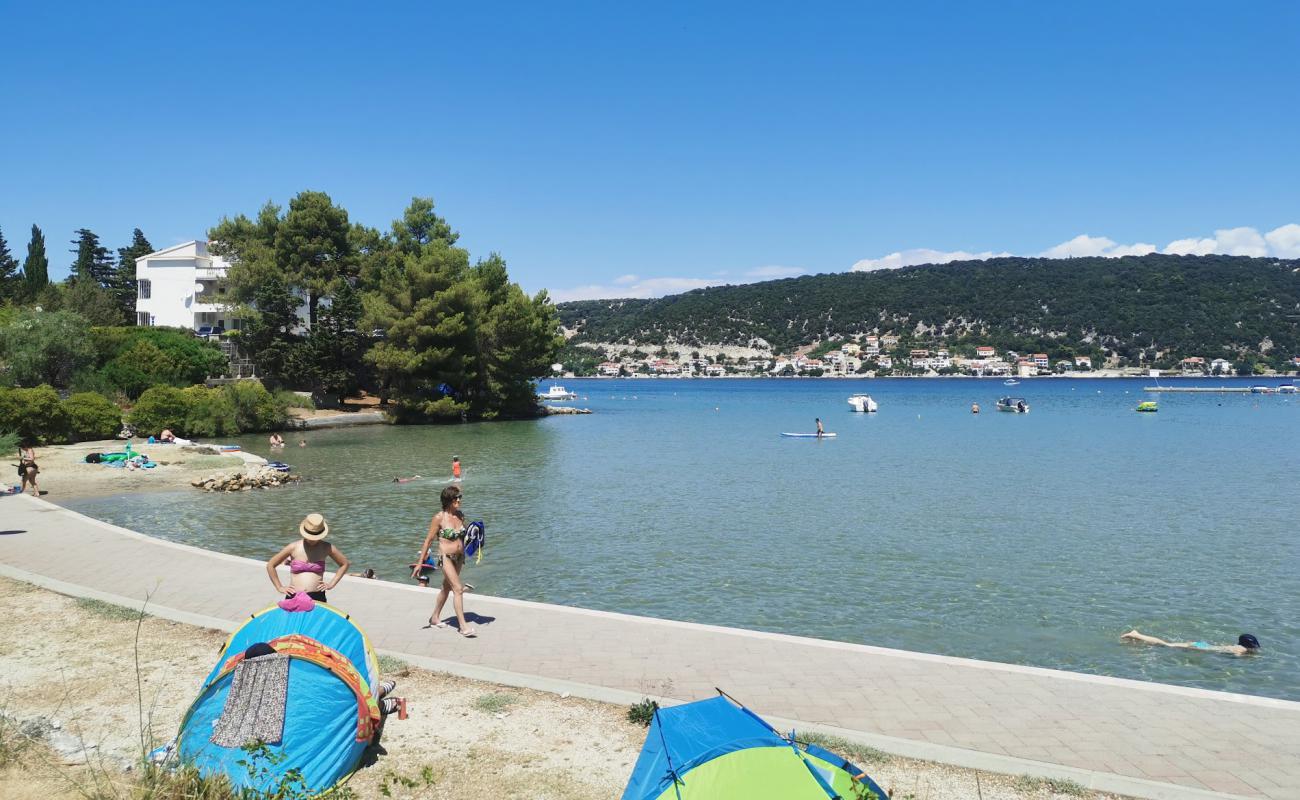 Foto af Beach Supetarska Draga med betonovertræk overflade