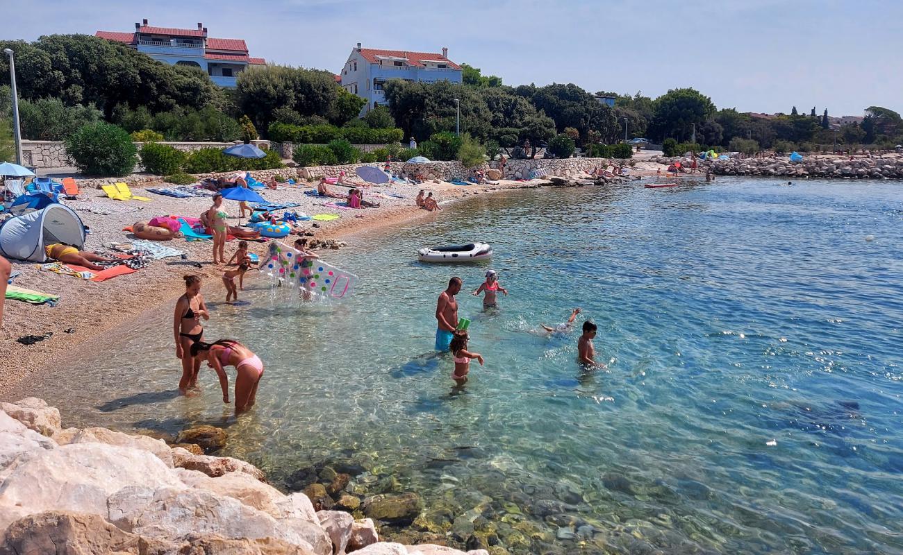 Foto af Luka Mandre Beach med let fin sten overflade