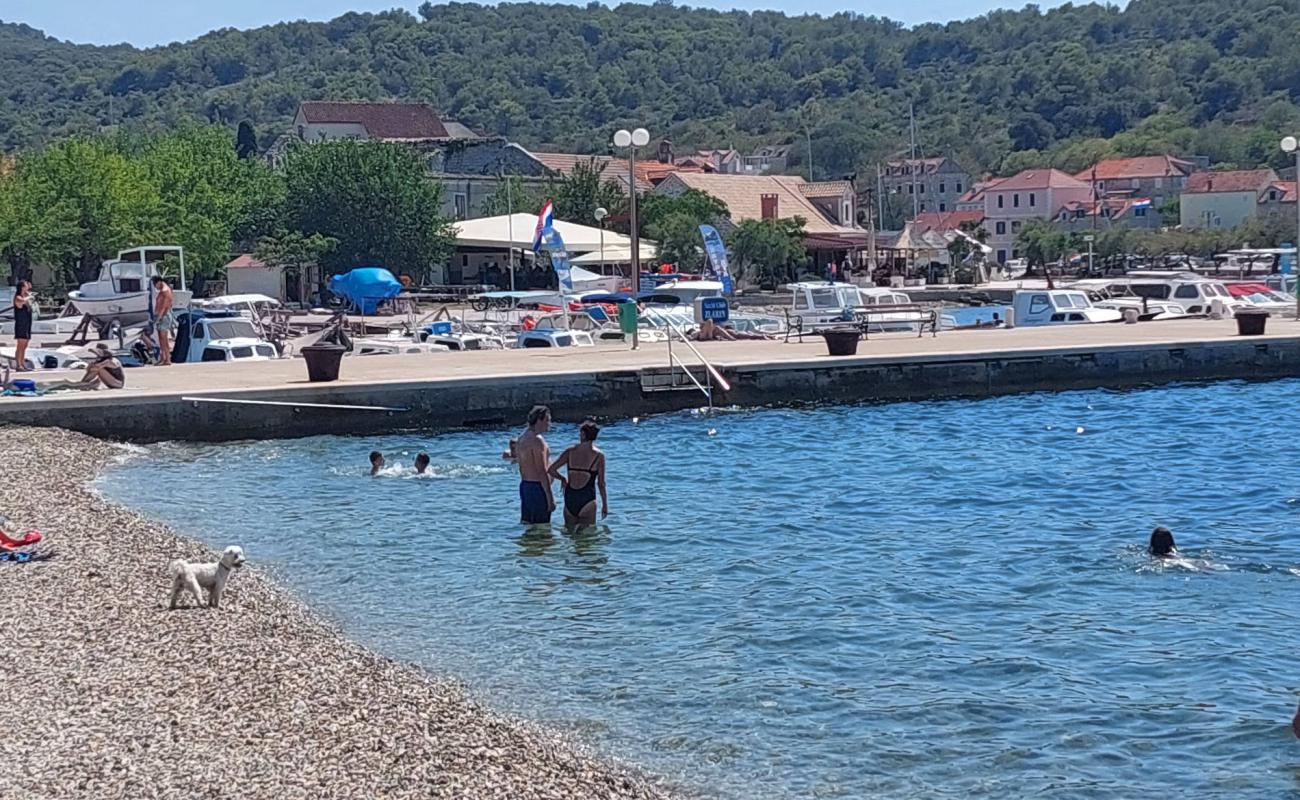 Foto af Trutin Beach med grå sten overflade