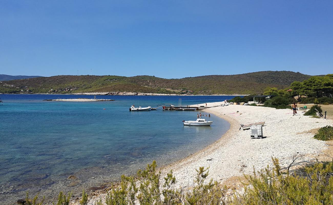 Foto af Budihovac Beach med let sten overflade