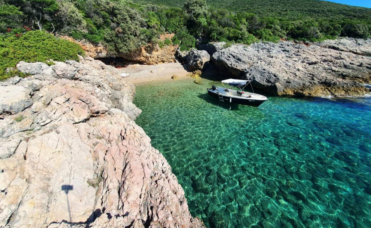 Foto af Elfik beach med let sten overflade