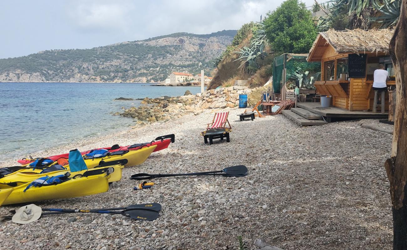 Foto af Vartalac Dog Beach med sten overflade