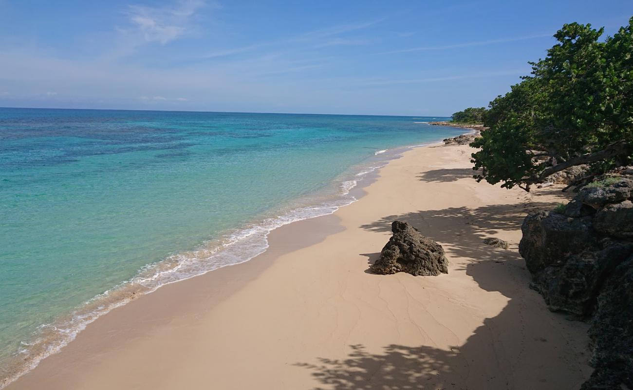 Foto af Playa Jibacoa III med lys fint sand overflade