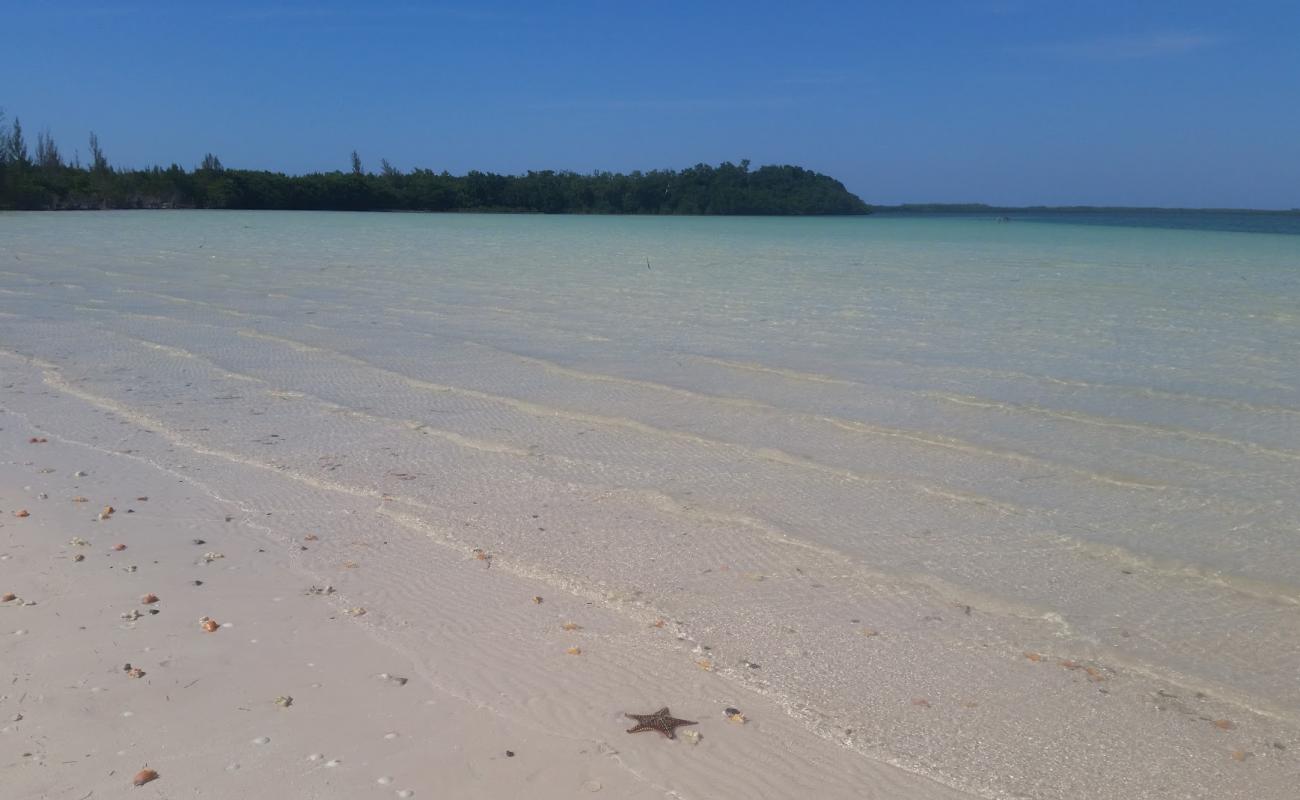 Foto af Minas de Matahambre med lys sand overflade