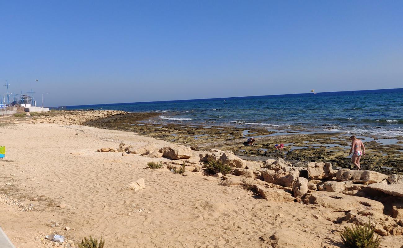 Foto af Loukkos beach med sten overflade