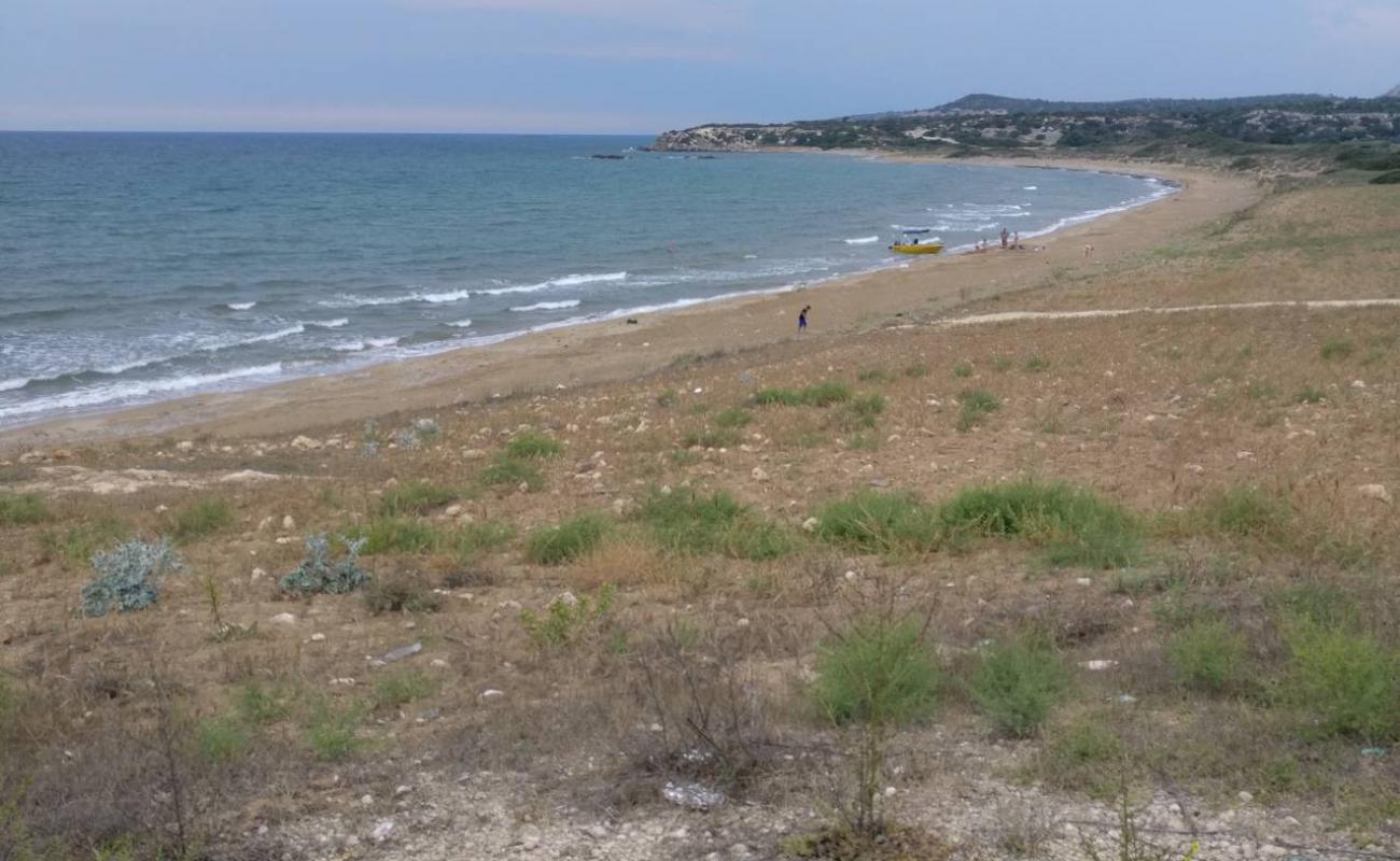 Foto af Kaleburnu beach med lys sand overflade