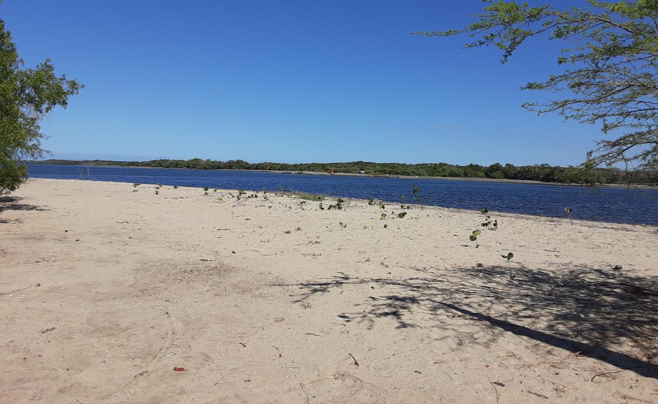 Foto af Playa Estero Balsa med lys sand overflade