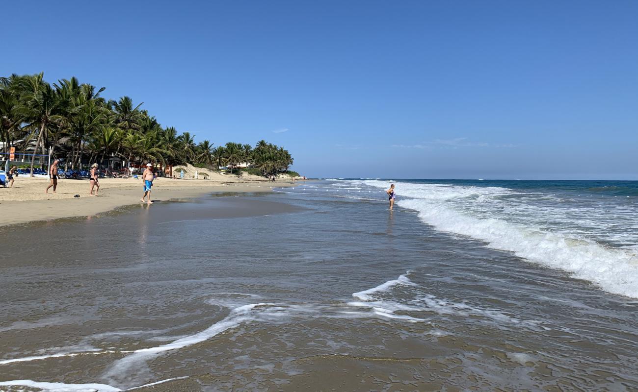 Foto af Cabarete Strand med lys sand overflade