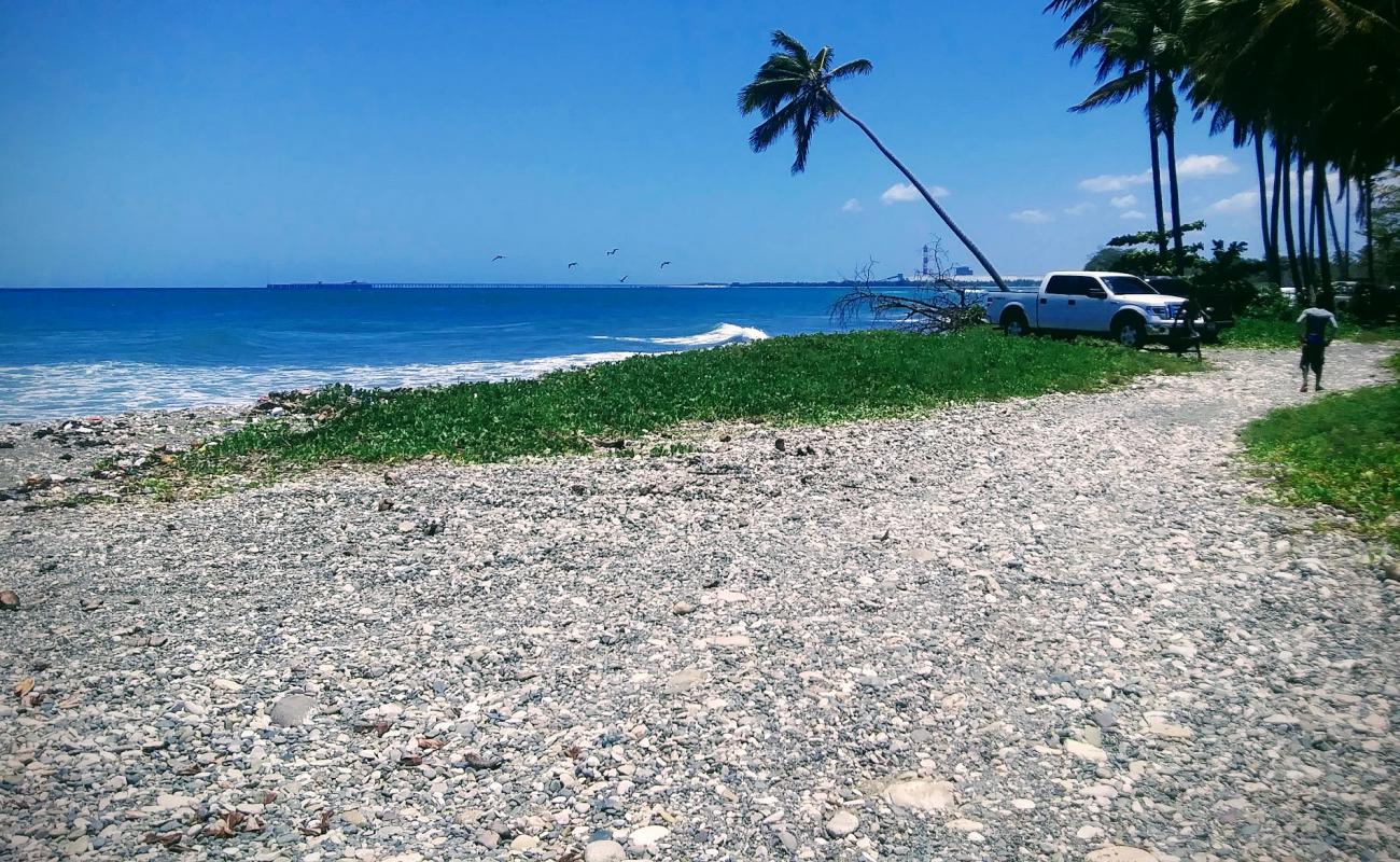 Foto af Patos beach med grå fin sten overflade