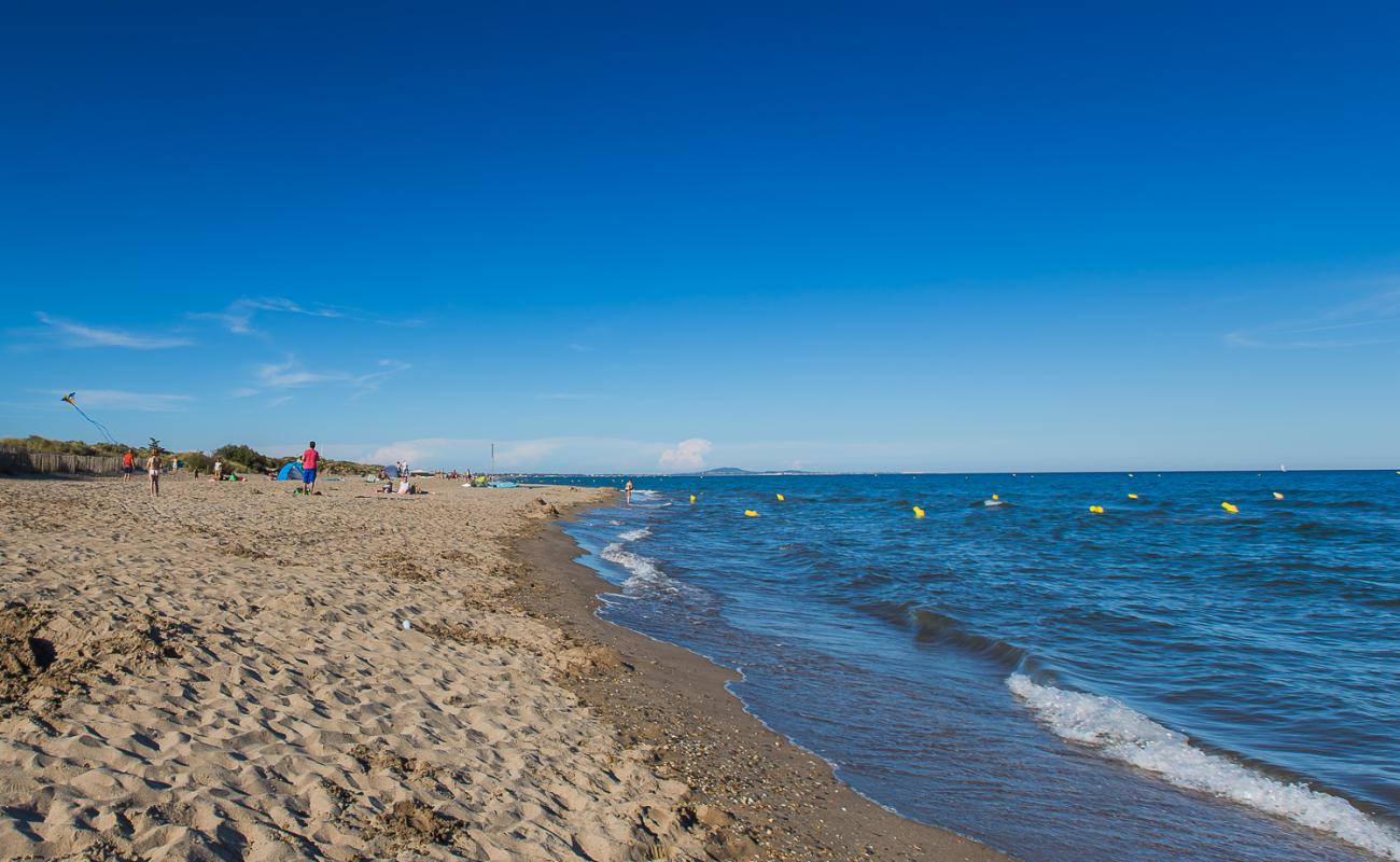 Foto af Serignan Plage med lys fint sand overflade