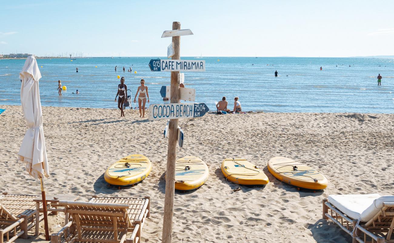 Foto af Rive Gauche Strand med lys fint sand overflade