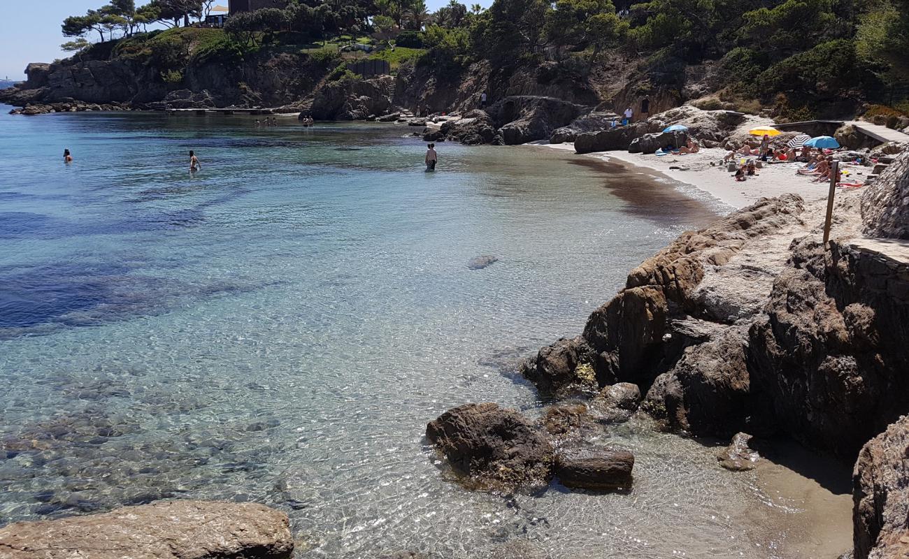 Foto af Bouvet beach med let sand og småsten overflade